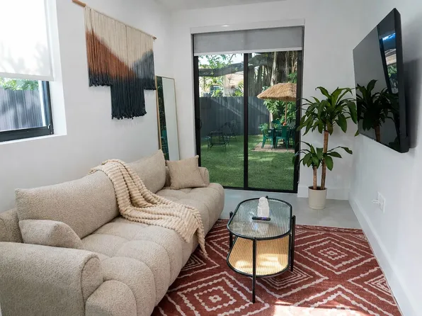(undisclosed Address), Miami, FL 33142