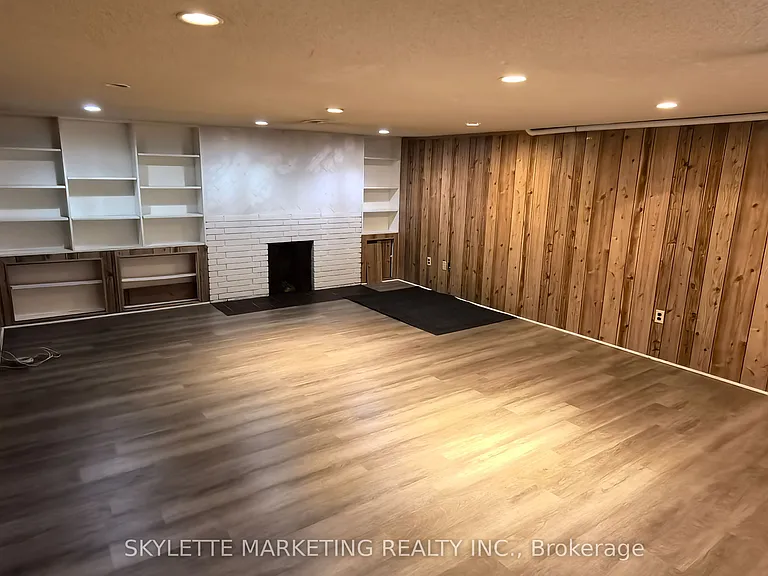34 Ravenscroft Cir #BASEMENT — Photo 10