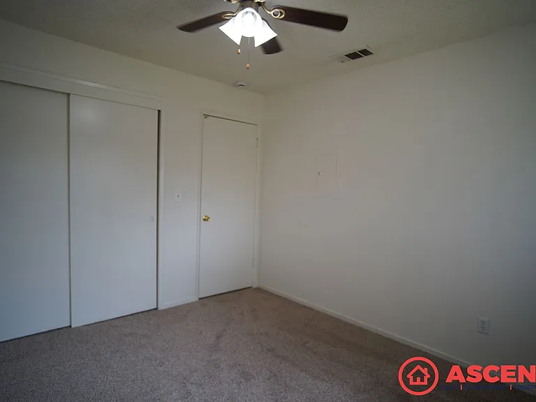 11900 Handel Ave #1-4 — Photo 8