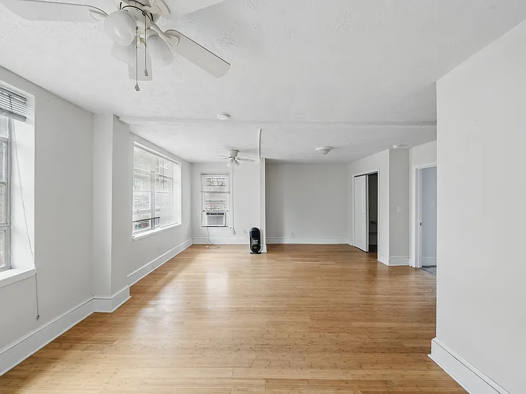 24 Buttles Ave — Photo 16
