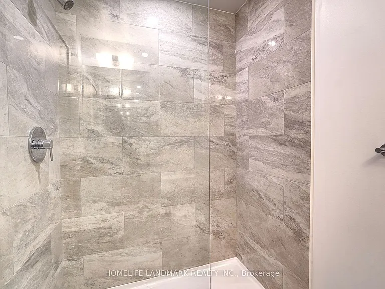 32 Forest Manor Rd #2211 — Photo 12