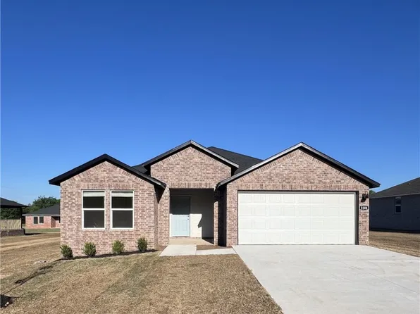 3104 N Bella St, Siloam Springs, AR 72761