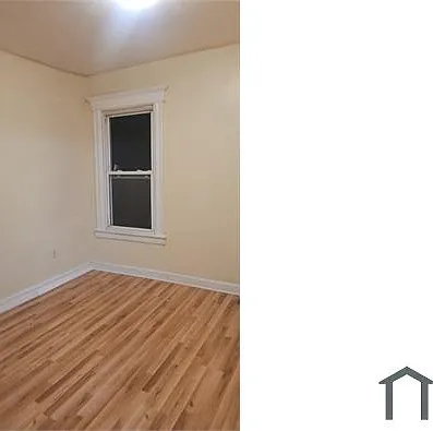 78 Clerk St #1 — Photo 4