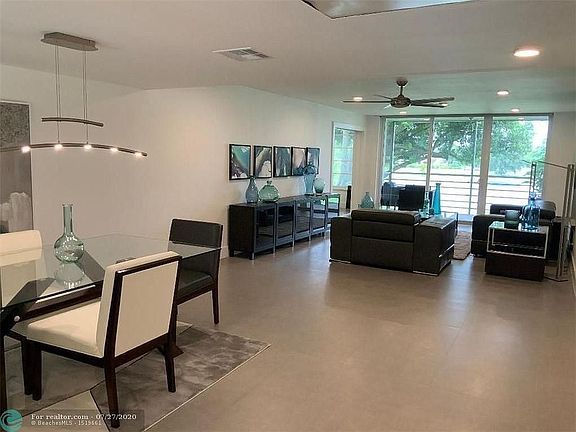 4th image of 802 Cypress Blvd APT 202B