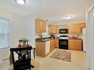 2903 Fox Chase Dr, Midlothian, VA 23112