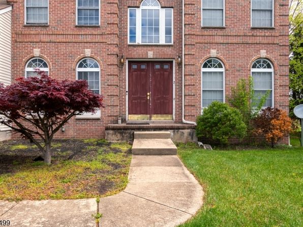 2 Deborah Dr, Franklin Twp., NJ 08873