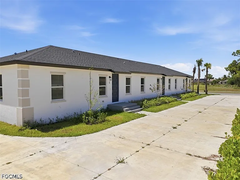 195 Rotonda Blvd W #C — Photo 6