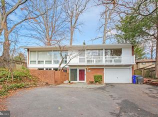 5909 Massachusetts Ave, Bethesda, MD 20816