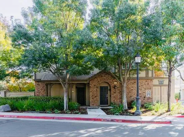 33 W Clarissa Ln, Mountain House, CA 95391
