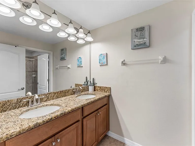8955 Bismarck Palm Rd — Photo 20