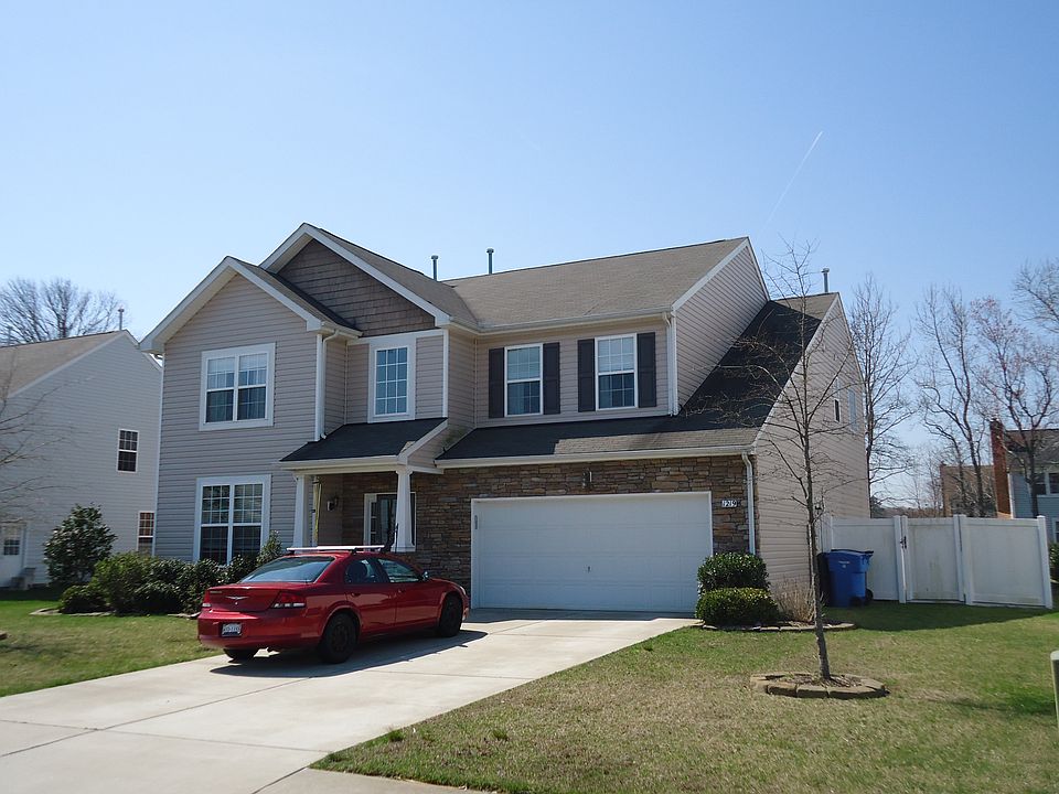 2nd image of 1219 Veranda Way