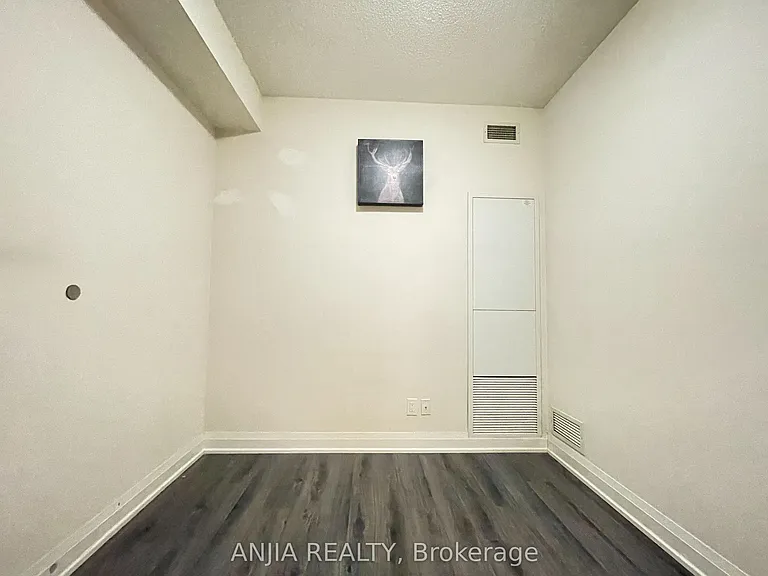 28 Uptown Dr #615 — Photo 15