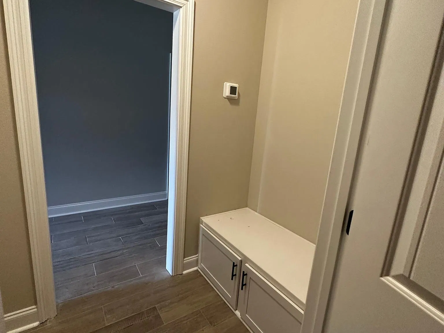 3 bed, 1858 sqft, $2,400 — Photo 3
