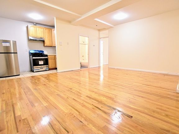 5th image of 22-27 33rd St #B2