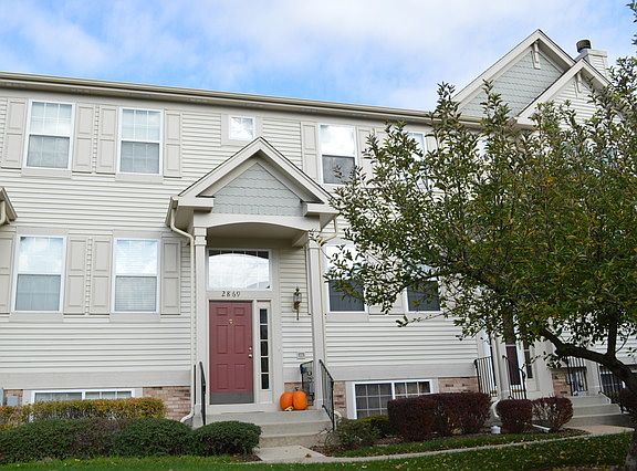 4th image of 2869 N Augusta Dr