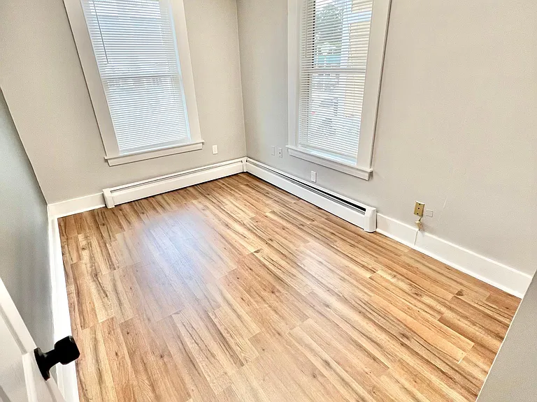 94 Main St #2 — Photo 14