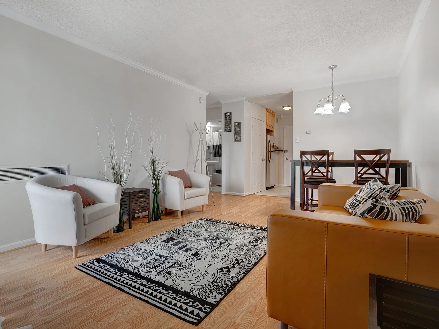 1 bed, 585 sqft, $1,795 — Photo 2