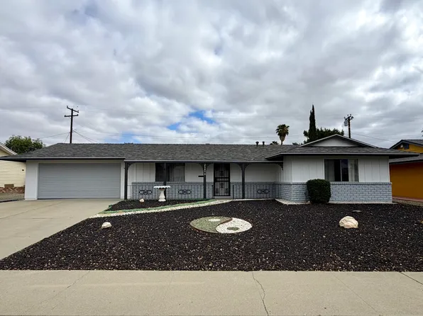 26090 Port Rush Dr, Sun City, CA 92586