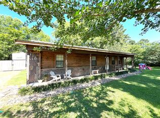203 Peavey Crossing Rd, Broken Bow, OK 74728