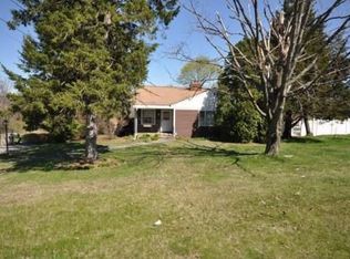 195 Broadway Rd, Dracut, MA 01826