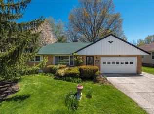 647 Meadowlane Dr, Richmond Heights, OH 44143