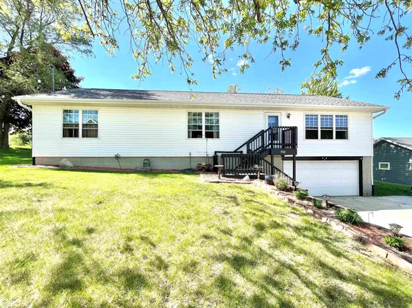 902 Adair St, Adair, IA 50002