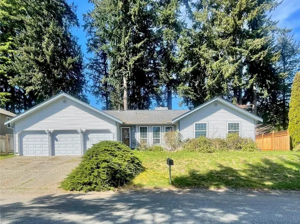 8504 Bender Circle NE, Bremerton, WA 98311
