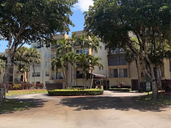 14250 SW 62nd St APT 310, Miami, FL 33183