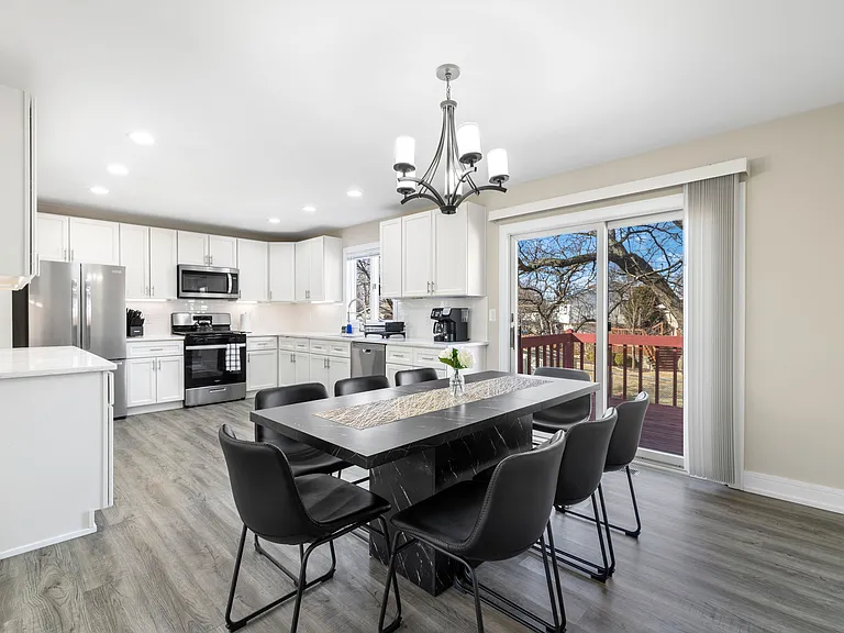 1239 Bunker St — Photo 13