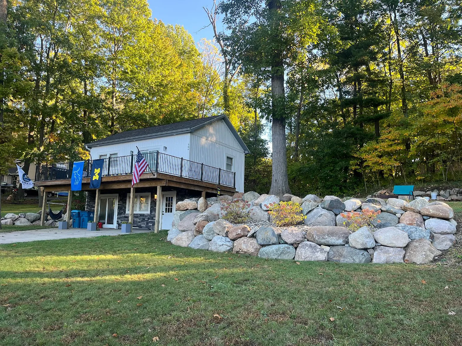 2 bed, 1000 sqft, $2,100 — Photo 1