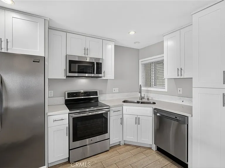 222 Arch St #1 — Photo 11