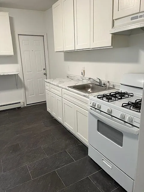 2 bed, $2,100 — Photo 2