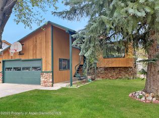 100 Clearwater Rd, Carbondale, CO 81623