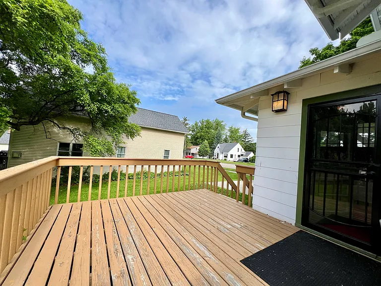 207 S Plum St — Photo 13