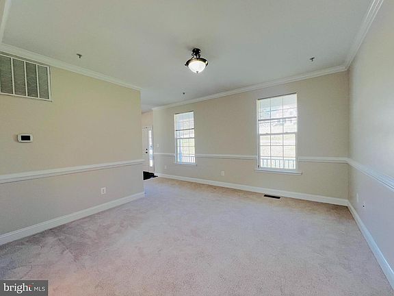 5th image of 6870 Desales Pl