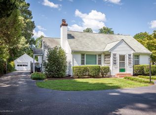 2811 Ironbound Rd, Williamsburg, VA 23185