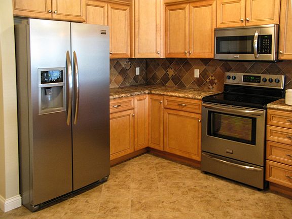 4th image of 201-203 Wiggins St #203WS