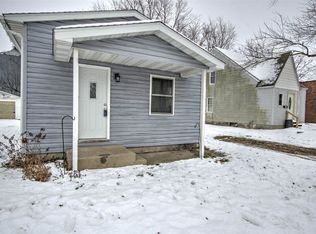 4952 S Taylor Rd, Elwin, IL 62532