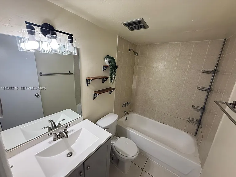 17530 NW 68th Ave #C3012 — Photo 5