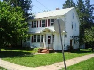 1756 Whitney Ave, Hamden, CT 06517