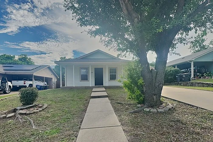 709 Pride Ct — Photo 1