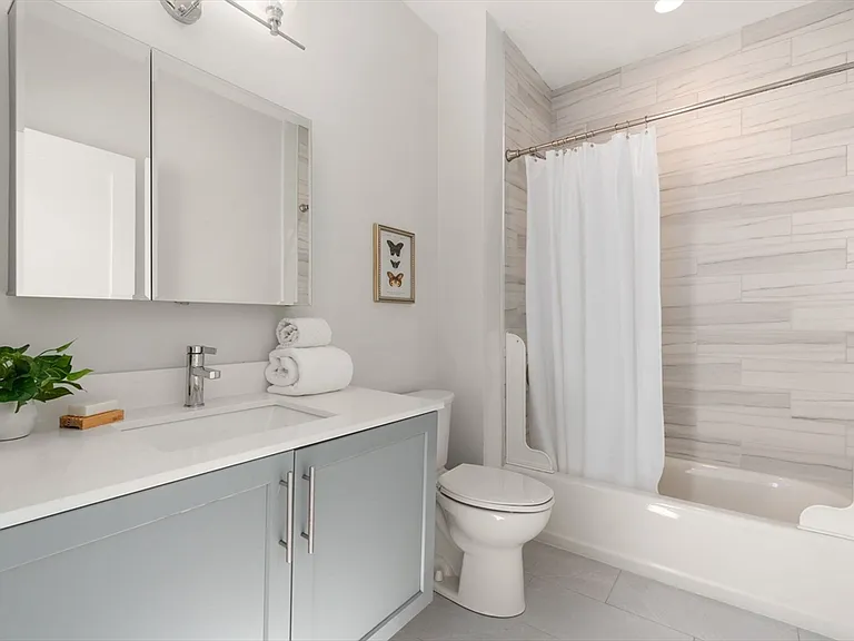 50 Hichborn St #101 — Photo 11