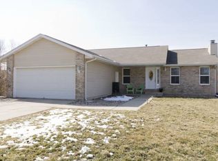 511 S State St, Chatham, IL 62629