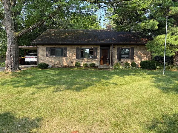 806 S Oakland St, Saint Johns, MI 48879