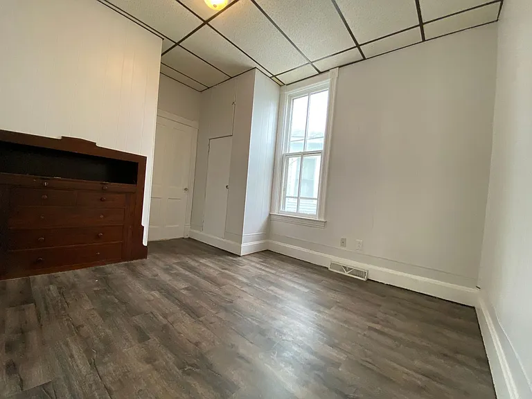 873 Desoto St — Photo 7