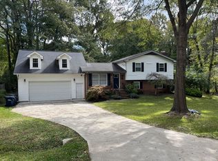 8116 Brently Dr, Apex, NC 27539