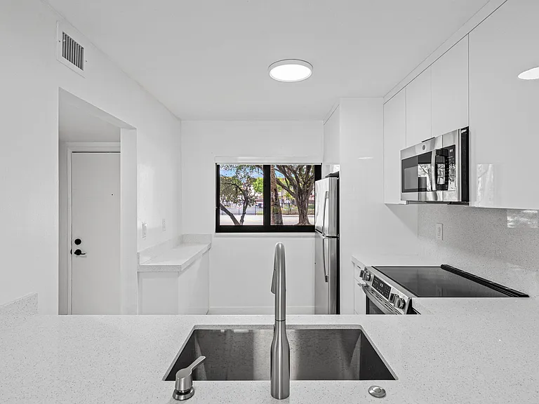 510 W Park Dr #104-3 — Photo 18