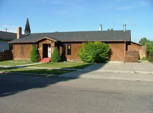 710 Idaho St, Gooding, ID 83330