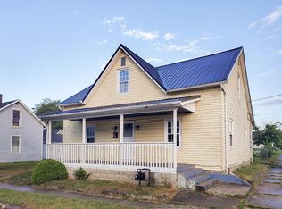 106 W Main St, Mount Sterling, OH 43143