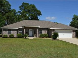 2046 Everglades Dr, Navarre, FL 32566
